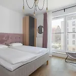 Chmielna Riverside Premium With Parking In The Centre By Renters *