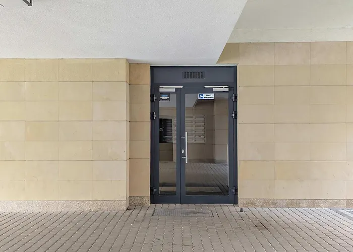 Chmielna Riverside Premium With Parking In The Centre By Renters *