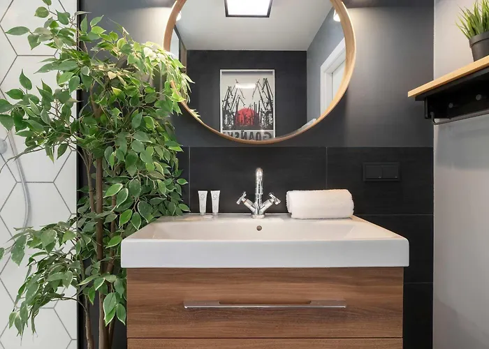 Chmielna Riverside Premium With Parking In The Centre By Renters * Гданьск