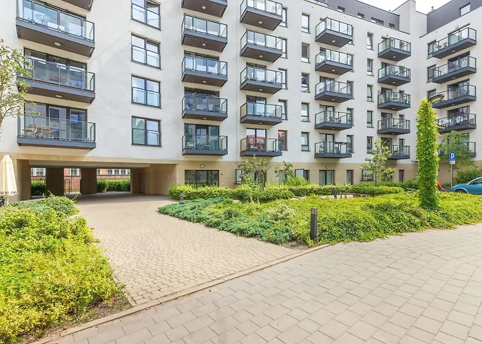 Апартаменты Chmielna Riverside Premium With Parking In The Centre By Renters